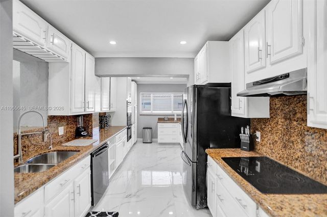 2797 NE 21st Terrace, Lighthouse Point, FL 33064
