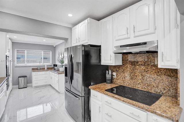 2797 NE 21st Terrace, Lighthouse Point, FL 33064
