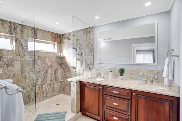 2797 NE 21st Terrace, Lighthouse Point, FL 33064