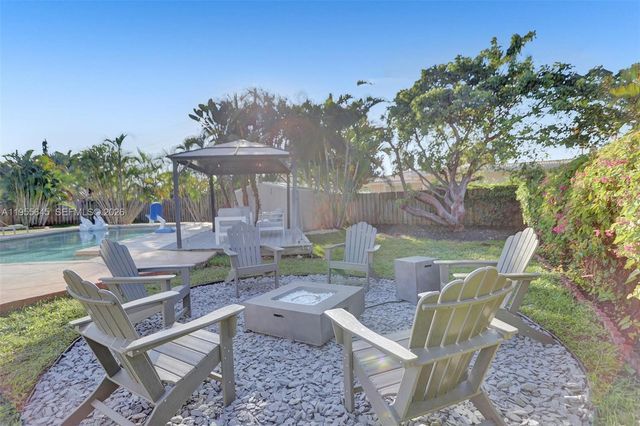 2797 NE 21st Terrace, Lighthouse Point, FL 33064