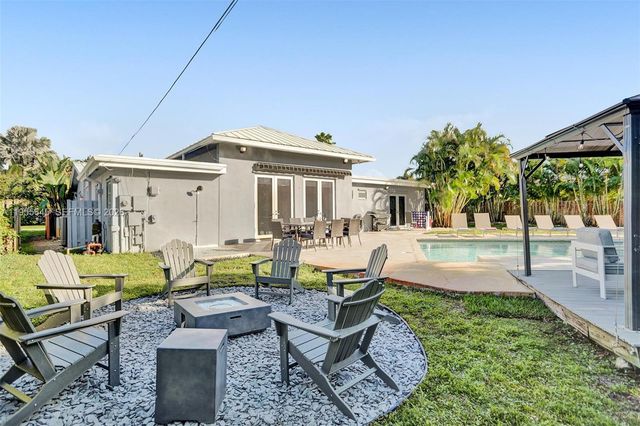 2797 NE 21st Terrace, Lighthouse Point, FL 33064