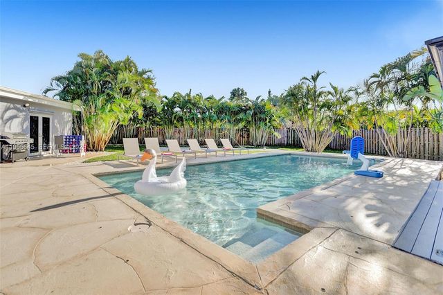 2797 NE 21st Terrace, Lighthouse Point, FL 33064
