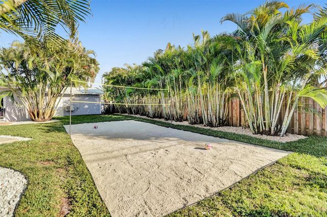 2797 NE 21st Terrace, Lighthouse Point, FL 33064
