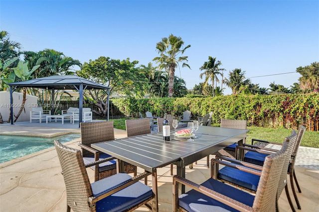2797 NE 21st Terrace, Lighthouse Point, FL 33064