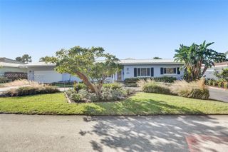 2797 NE 21st Terrace, Lighthouse Point, FL 33064