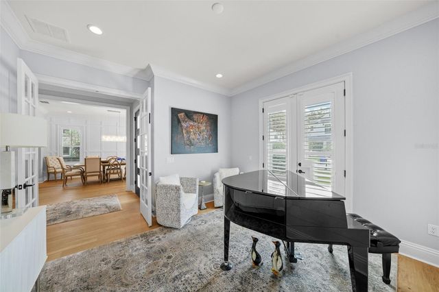 3301 W LAWN AVENUE, Tampa, FL 33611