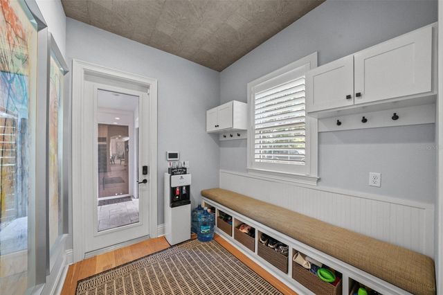 3301 W LAWN AVENUE, Tampa, FL 33611