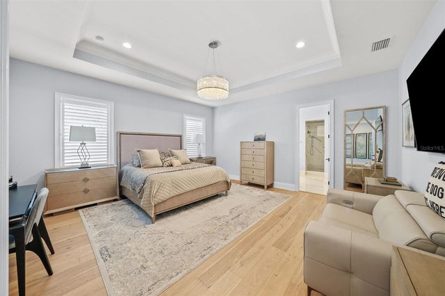 3301 W LAWN AVENUE, Tampa, FL 33611