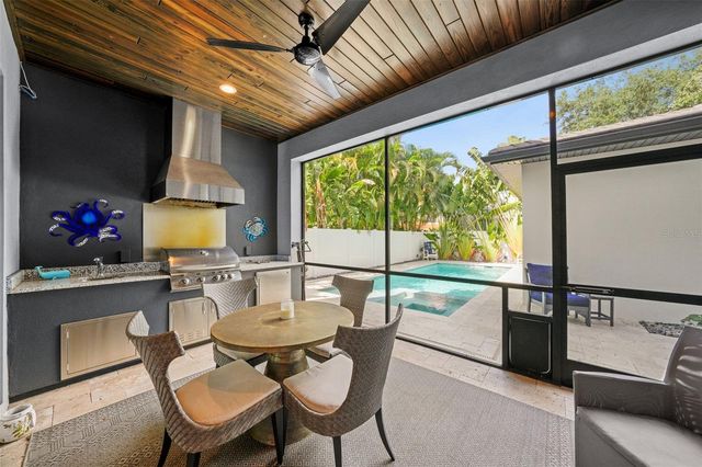 3301 W LAWN AVENUE, Tampa, FL 33611