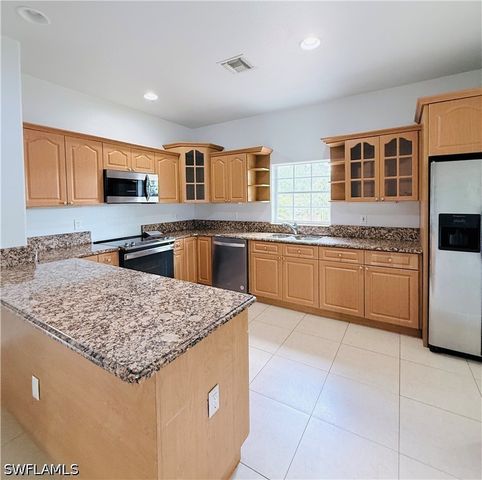 3465 Everglades BLVD N, Naples, FL 34120