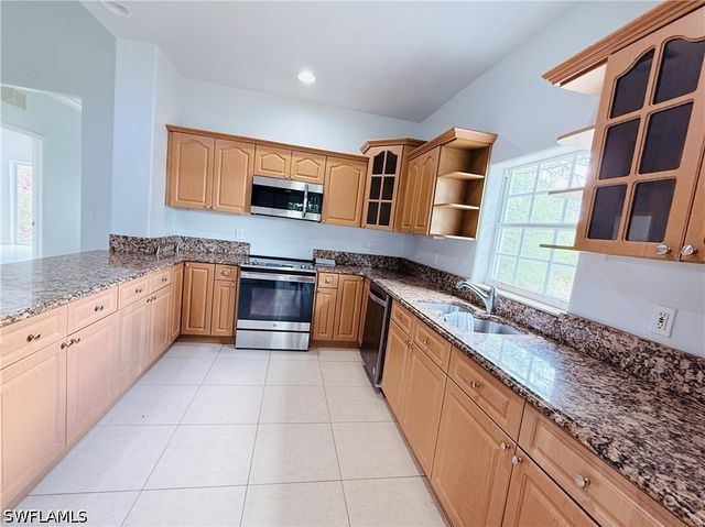 3465 Everglades BLVD N, Naples, FL 34120