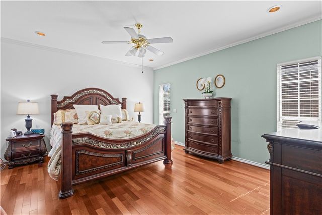 4502 Lake Charles Dr, Corpus Christi, TX 78413
