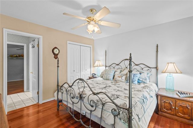 4502 Lake Charles Dr, Corpus Christi, TX 78413