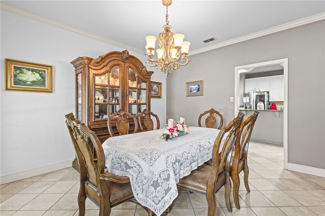 4502 Lake Charles Dr, Corpus Christi, TX 78413