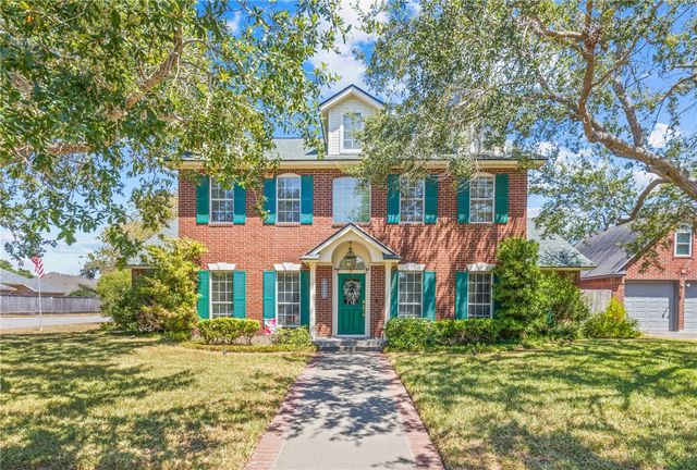 4502 Lake Charles Dr, Corpus Christi, TX 78413