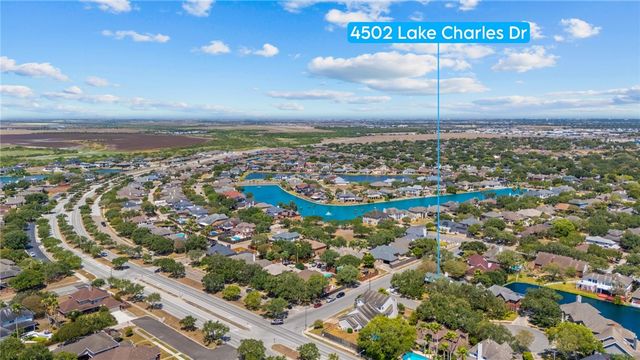 4502 Lake Charles Dr, Corpus Christi, TX 78413