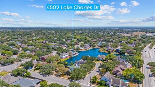 4502 Lake Charles Dr, Corpus Christi, TX 78413