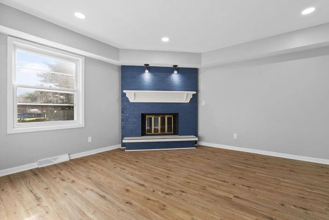 1530 Meadowlark Drive, Janesville, WI 53546
