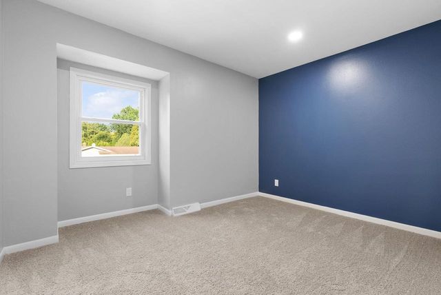 1530 Meadowlark Drive, Janesville, WI 53546