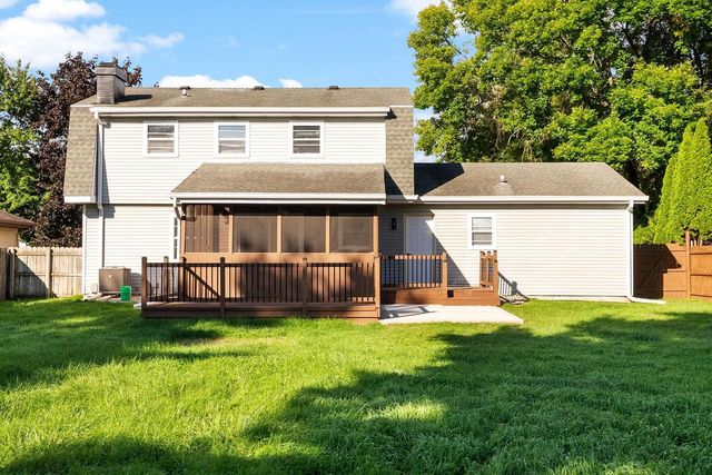 1530 Meadowlark Drive, Janesville, WI 53546