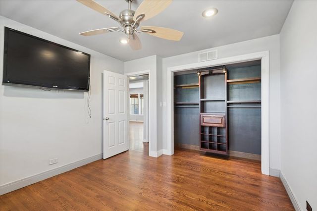 4847 N Harlem Avenue 2, Chicago, IL 60656