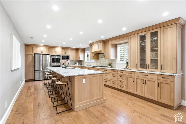 7262 S TOWNCREST DR, Cottonwood Heights, UT 84121
