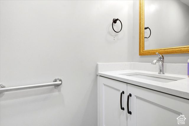 7262 S TOWNCREST DR, Cottonwood Heights, UT 84121