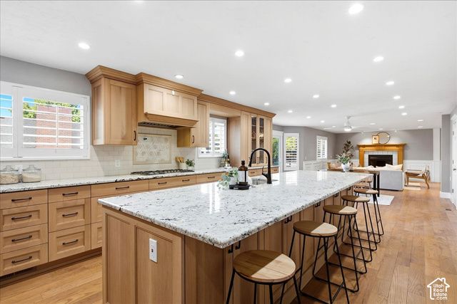 7262 S TOWNCREST DR, Cottonwood Heights, UT 84121