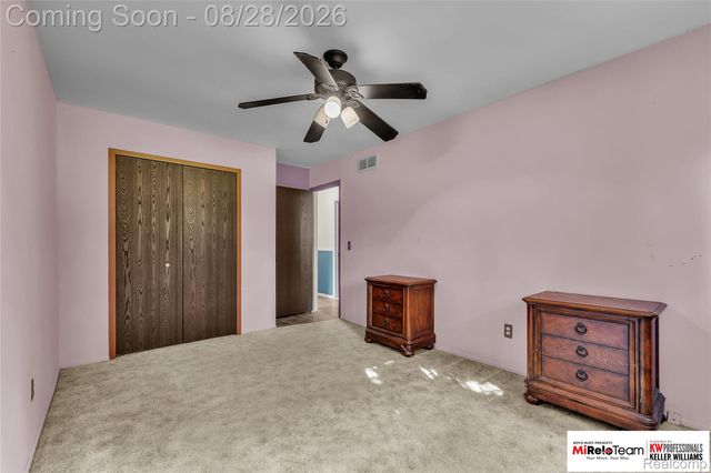 352 Winchester Street, South Lyon, MI 48178