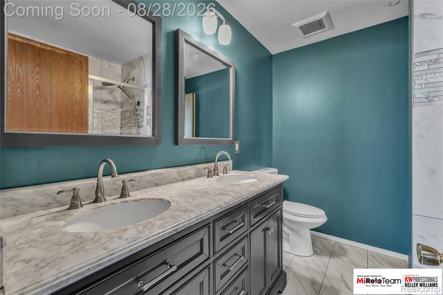 352 Winchester Street, South Lyon, MI 48178