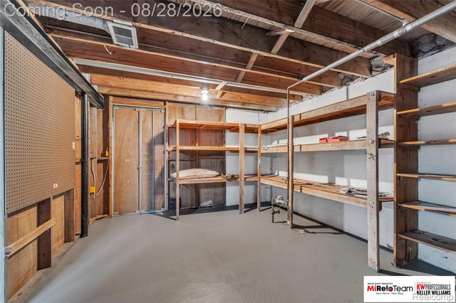352 Winchester Street, South Lyon, MI 48178