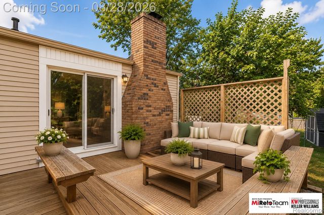 352 Winchester Street, South Lyon, MI 48178