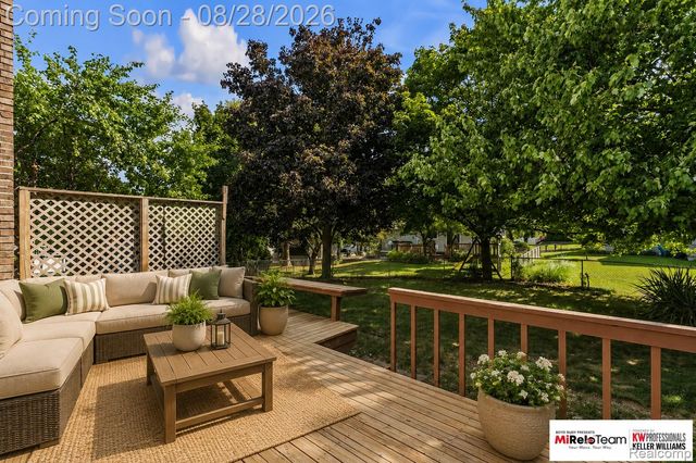 352 Winchester Street, South Lyon, MI 48178