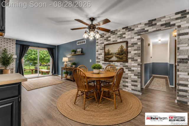 352 Winchester Street, South Lyon, MI 48178