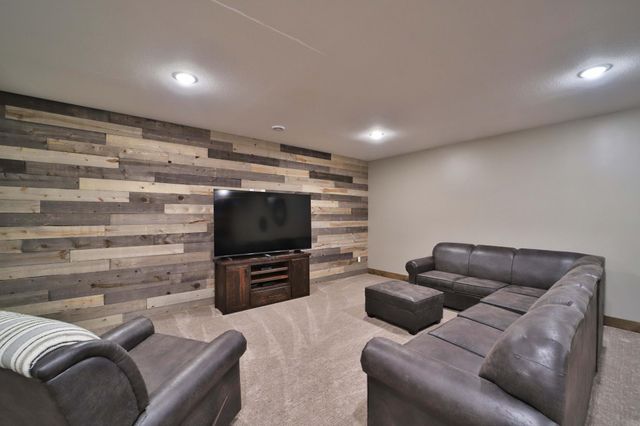 8353 Whitefish Way, Pequot Lakes, MN 56472