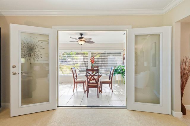 3985 OVERLOOK BEND 16, Sarasota, FL 34232