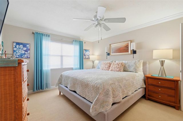 3985 OVERLOOK BEND 16, Sarasota, FL 34232