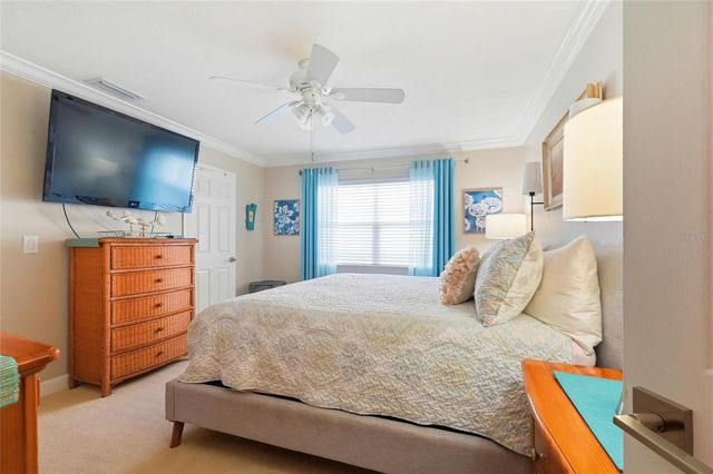 3985 OVERLOOK BEND 16, Sarasota, FL 34232