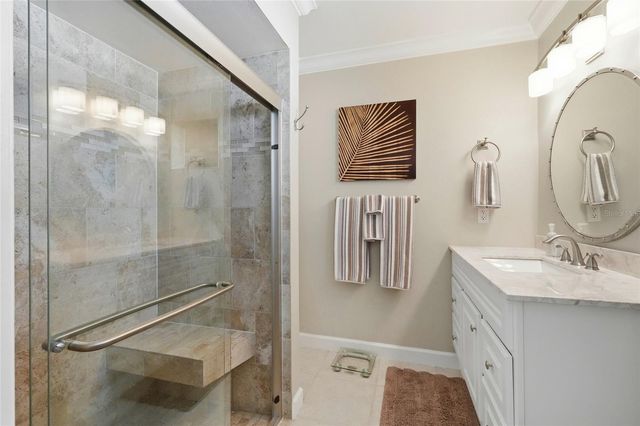 3985 OVERLOOK BEND 16, Sarasota, FL 34232