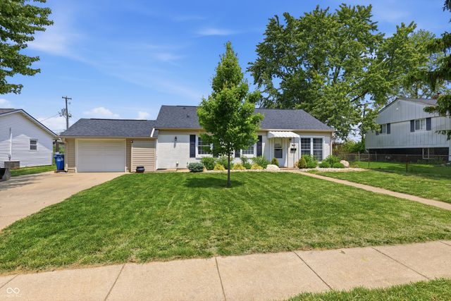 904 Hemlock Street, Shelbyville, IN 46176