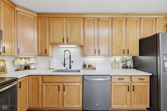 904 Hemlock Street, Shelbyville, IN 46176