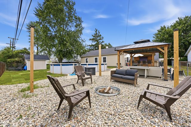904 Hemlock Street, Shelbyville, IN 46176