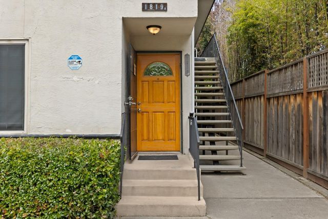 1819 Carleton Street, Berkeley, CA 94703