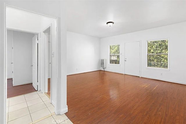 248 Columbia, Los Angeles, CA 90026