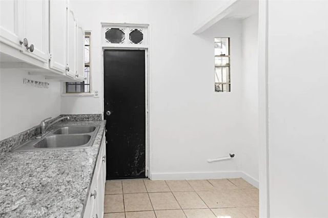 248 Columbia, Los Angeles, CA 90026