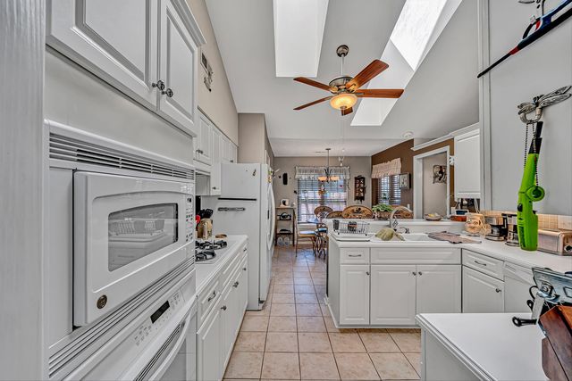 5610 Cortland RD, Roanoke, VA 24019