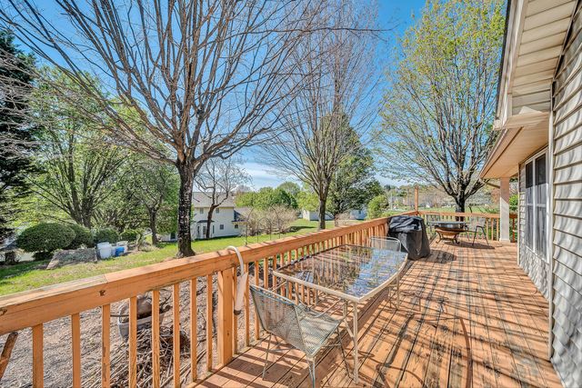5610 Cortland RD, Roanoke, VA 24019