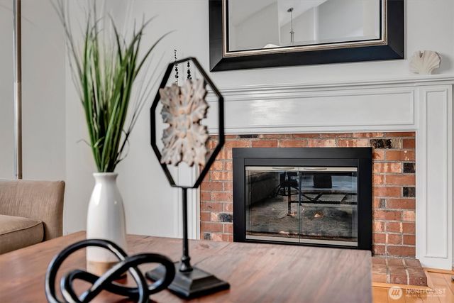 19213 SE 46th Place, Issaquah, WA 98027