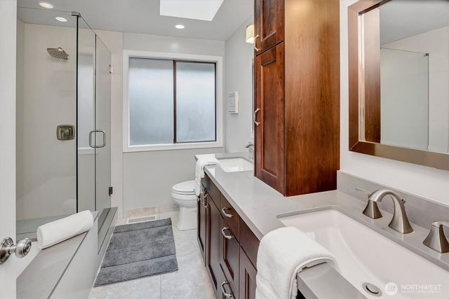 19213 SE 46th Place, Issaquah, WA 98027