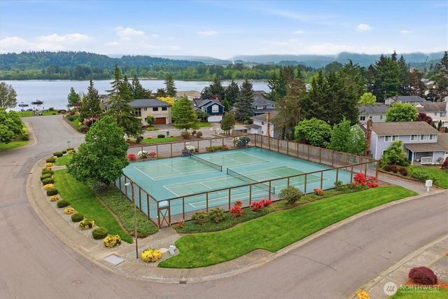 19213 SE 46th Place, Issaquah, WA 98027